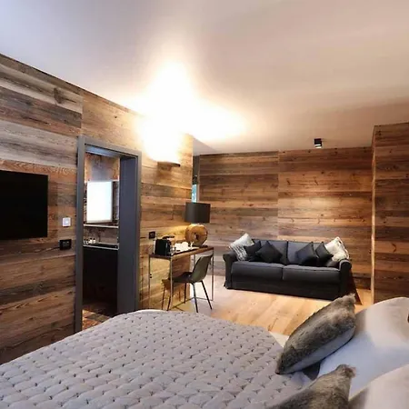 5br Lovely Mountain With View Chalet - What'app - 0039-3512-039-610 - For Reservations! 别墅